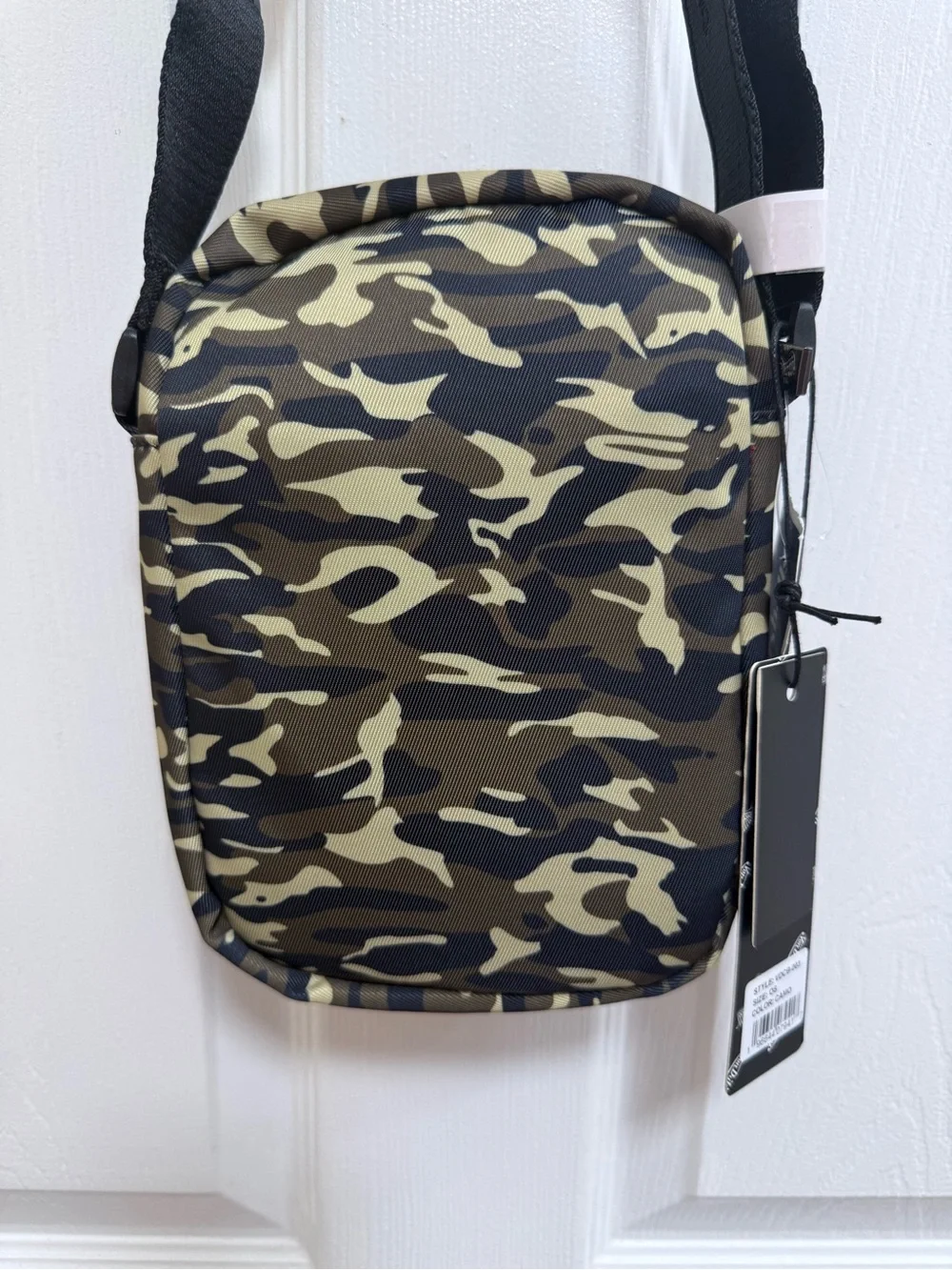 Von Dutch crossbody contrast